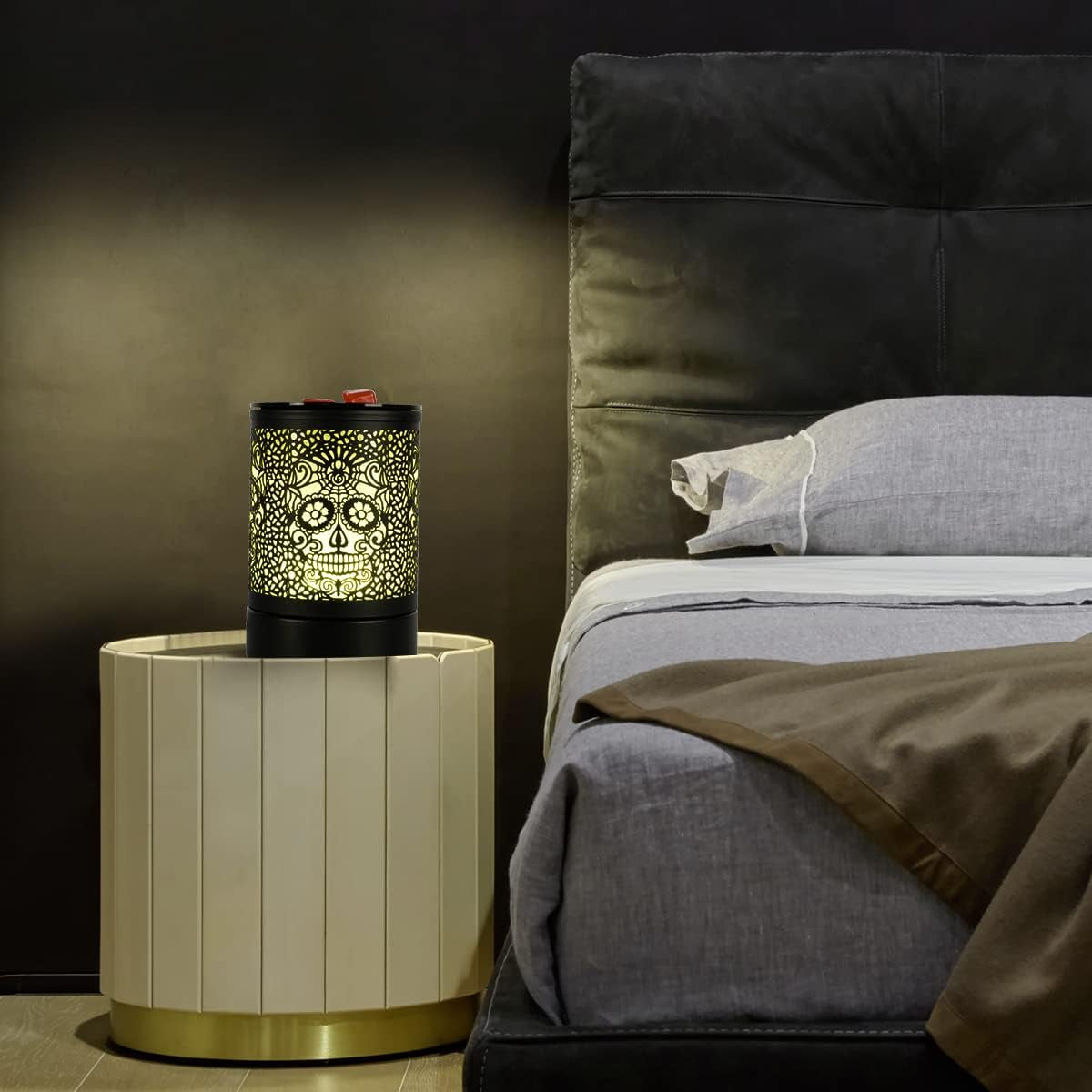 Enaroma Fragrance Wax Melts Warmer with 7 Colors LED Changing Light Classic Black Forest Design Scent Oil Candle Warmer for Home Skull
